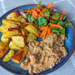 Recipe: Hakklihakaste (Estonian Minced Meat Sauce)